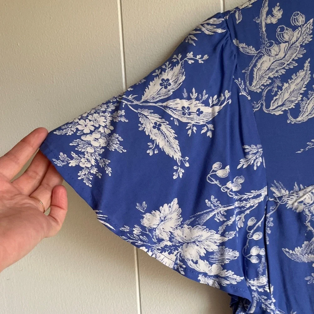 Mauve Blue and White Floral Midi Coastal Beach Resort wear Dress Sz 14 - Picture 5 of 13